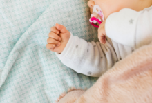 Bebeklerde Uyku Düzeni Nasıl Oluşturulur